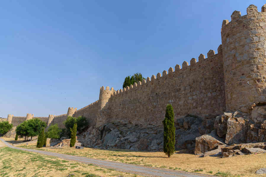 Ávila 033 - muralla.jpg